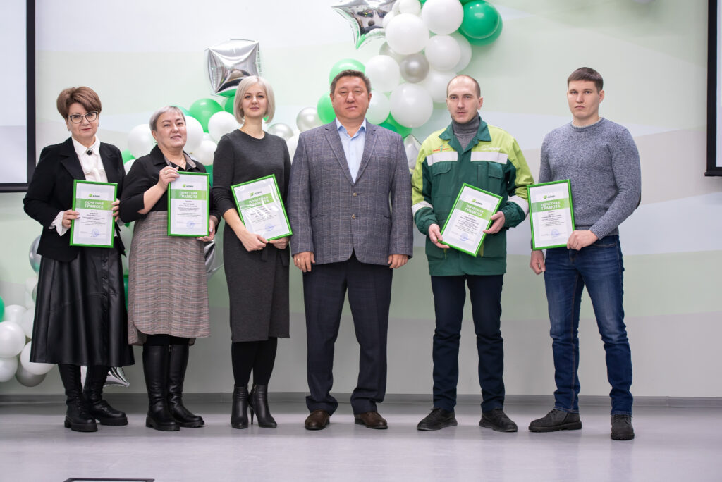 Филиал Группы «Илим» в Братске наградил лучших сотрудников 2022 года